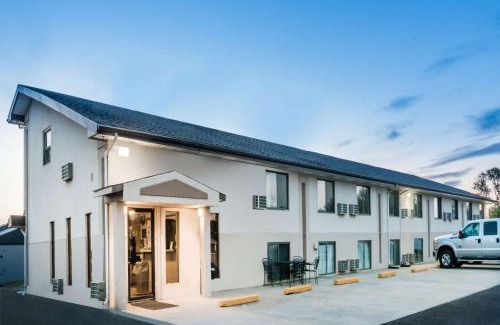 Bowman Hotel | Super 8 by Wyndham Bowman