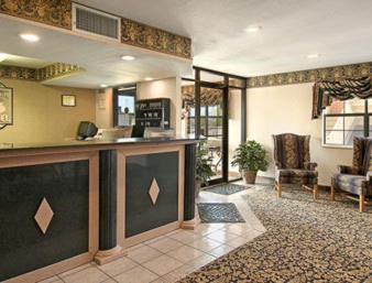 Cabot Hotel | Super 8 by Wyndham Cabot