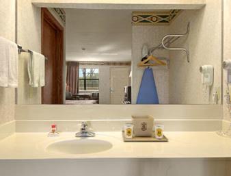 Cabot Hotel | Super 8 by Wyndham Cabot