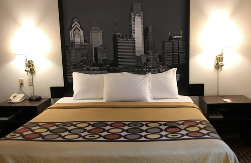 Canonsburg Hotel | Super 8 by Wyndham Canonsburg/Pittsburgh Area