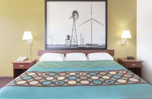 Cresco Hotel | Super 8 by Wyndham Cresco IA