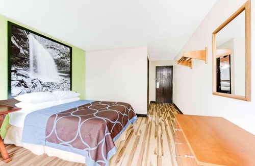 Hagerstown Hotel | Super 8 by Wyndham Hagerstown I-70