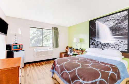 Hagerstown Hotel | Super 8 by Wyndham Hagerstown I-70