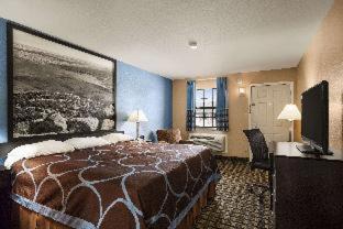 Henryetta Hotel | Super 8 by Wyndham Henryetta