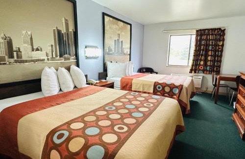 Imlay City Hotel | Super 8 by Wyndham Imlay City