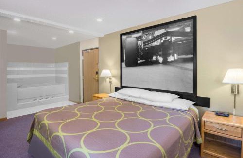 Knoxville Hotel | Super 8 by Wyndham Knoxville