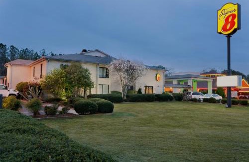 Lancaster Hotel | Super 8 by Wyndham Lancaster