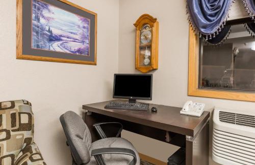 Sioux City Hotel | Super 8 by Wyndham Sioux City South