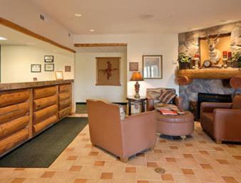 Wheatland Hotel | Super 8 by Wyndham Wheatland Wyoming