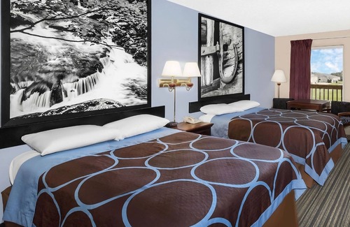 Whiteville Hotel | Super 8 by Wyndham Whiteville