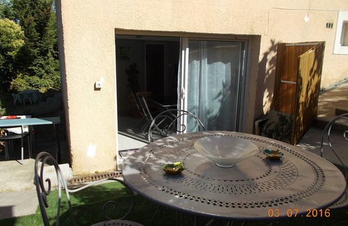 Mallemort Apartment | Super air-conditioned apartment on the banks of the Durance, facing the Luberon.