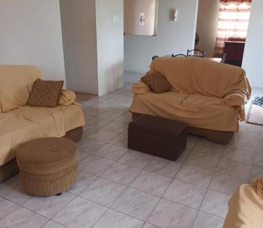 Bridgetown House | Super breezy cozynook !