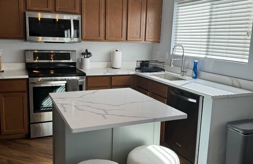 Timberwood Park House | Super cozy newly renovated and furnished house.