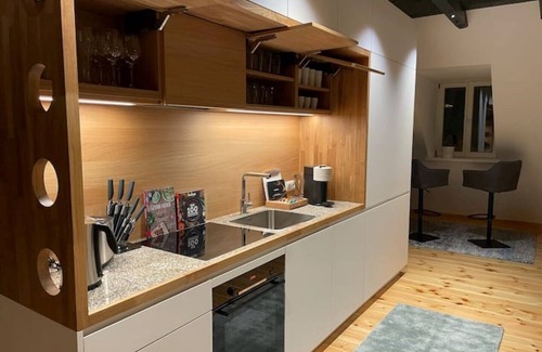 Vohenstrauss Apartment | Super Exclusive LOFT *Central*Parking*