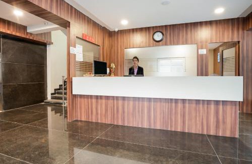Ameerpet Hotel | Super Hotel O Gokul Grand Near SR Nagar Police Station