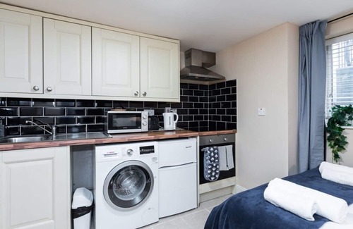 Rathmines Apartment | Super Location Cosy studio*reliable WIFI & TV