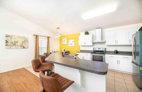 Cumbrian Lakes House | SUPER LUSH- FOAM BEDs w POOL & GAMEs!