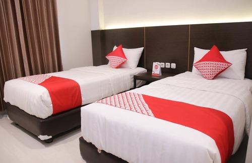 Ambon Hotel | Super OYO 1006 Azzahra Guest House Syariah