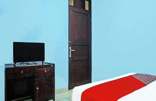 Tomang Hotel | Super OYO 91535 J&b Rooms Tomang