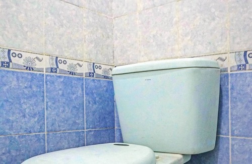Tomang Hotel | Super OYO 91535 J&b Rooms Tomang
