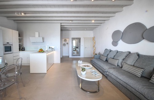 Plintri Villa | Super Paradise Luxury Villa, Private pool, complementary daily maid service