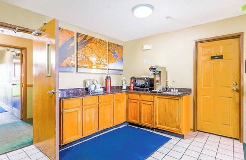 Princeton Hotel | Super Sleep Inn