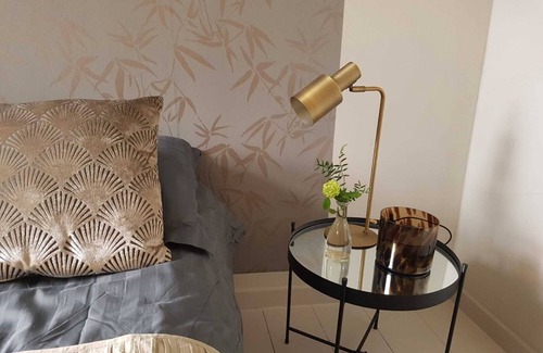Oude Pijp Bed & Breakfast | Super Stay at Qurtier Latin/museum Quarter Area