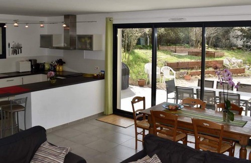 Guzargues Villa | Super stylish modern villa with pool, 20 minutes from Montpellier