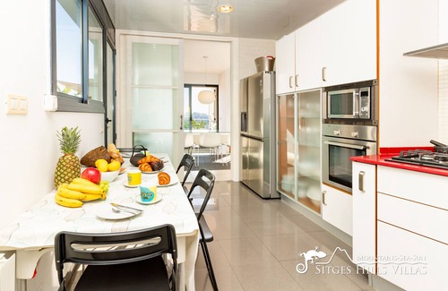 Quint Mar Villa | Super Villa Oasis Fab Sea & Sitges View with A/C