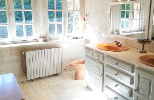 Beuzeville House | Superb 340m² family cottage with swimming pool