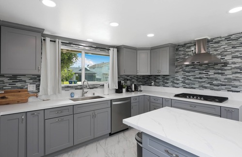 Huntington Beach House | Superb 4-bedroom house with AC in Huntington Beach