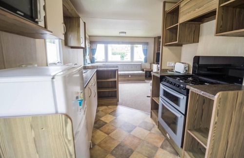 Caister-on-Sea House | Superb 8 berth caravan, close to amenities at Caister Beach ref 30073F