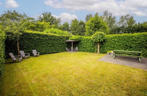 Het Hofke Apartment | Superb 90m² Apartment with Garden (KS-8-A)