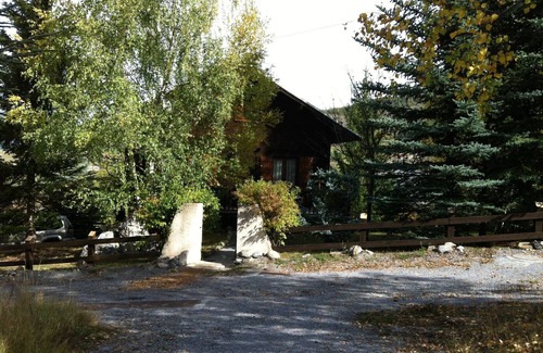 Le Sauze Ski Chalet | Superb chalet on the edge of the Sauze slopes