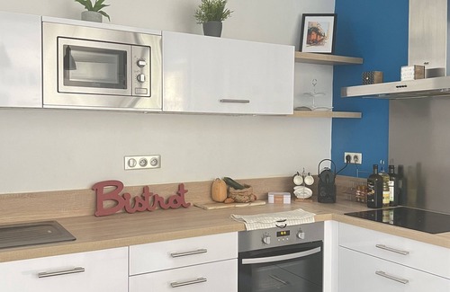 Nimes City Centre Apartment | Superb city center terrace apartment
