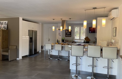 Preconil Villa | Superb family villa close to the center of the village of LE PLAN DE LA TOUR.