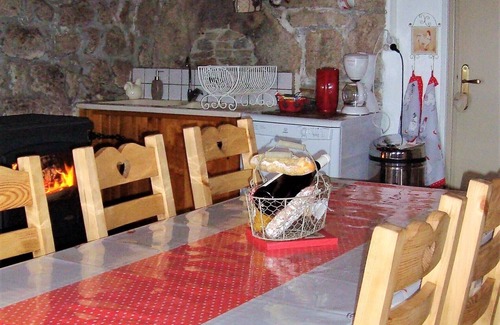 Saint-Romain Other | SUPERB GITE DE FRANCE DEP. 63, TB TEAM, QUIET WIFI, IDEAL FAMILIES & CHILDREN