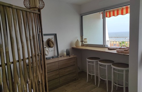 Carnon-Plage Apartment | Superb sea view 50 m from the beach, 50 m from the port