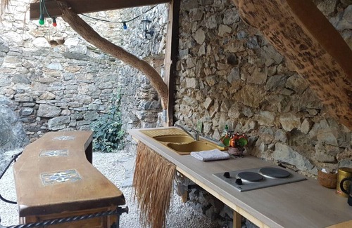 Sumene House | Superb very bright yurt in the lower Cévennes