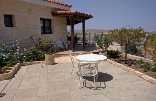 Kalo Chorio Apartment | Superb views of Nicosia & Troodos, Pentadaktylos Mts at a Pine Forest location