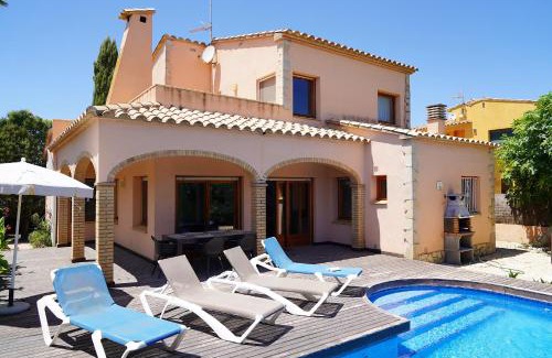 Sant Pere Pescador Villa | Superb villa near sandy beach Sant Pere Pescador, Amfora 64