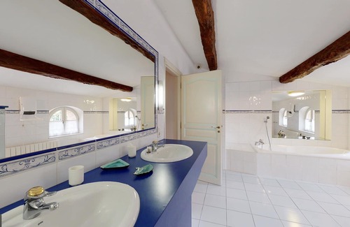 Beauteville Villa | Superb Villa with Heated Saltwater Pool