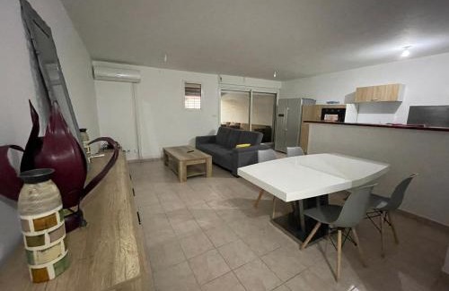 Koungou Apartment | Superbe appartement avec grande terrasse couverte