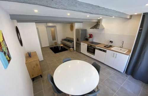 Beaux Arts-Boutonnet Apartment | Superbe Appartement Climatisé Avec Patio