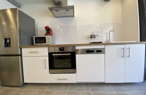 Beaux Arts-Boutonnet Apartment | Superbe Appartement Climatisé Avec Patio