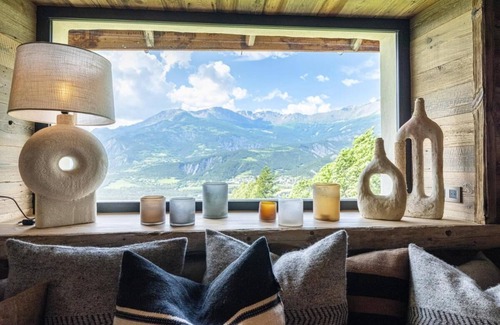 Barcelonnette Ski Chalet | Superbe Ferme Rénovée en Chalet de Luxe en Pleine Nature Dans un Petit Hameau