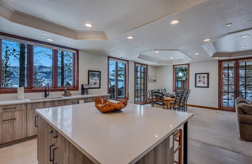 Steamboat Springs Condo | Superior 3 Bedroom & 3 Bathroom Large Ski Resort Condo with Garage!