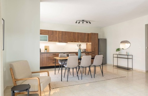 Chalandri Apartment | Superior 3BR Apartment in Chalandri