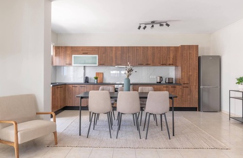 Chalandri Apartment | Superior 3BR Apartment in Chalandri