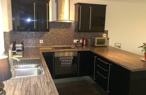 Sheffield Apartment | Superior Apartment at Your Travel Stop Craggside